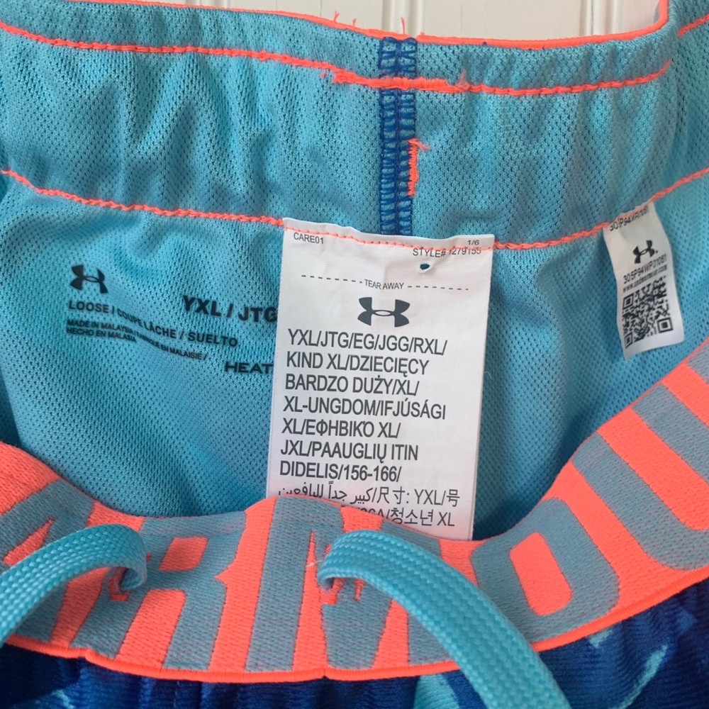 Under Armour (YXL) Girls Shorts; Colorful Teal, Navy Blue & Coral/Orange Print - Picture 3 of 6